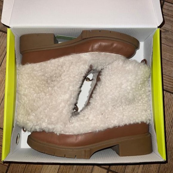 COACH Leona Shearling Boot - Only worn once, mint condition - Picture 4 of 7